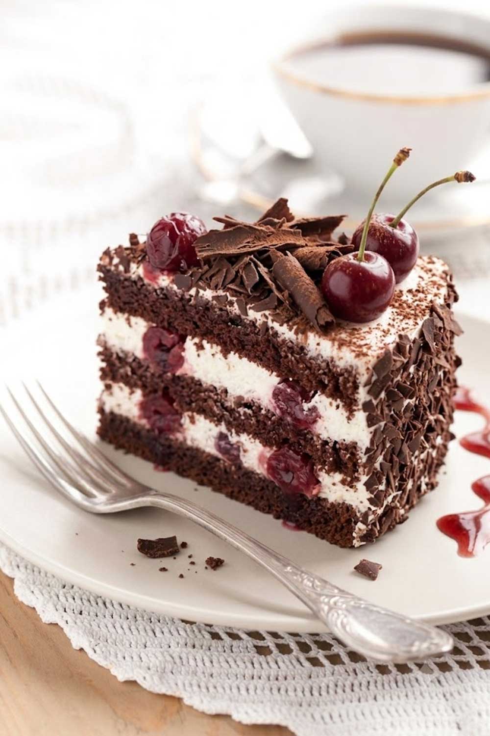 photo shot of honey cake